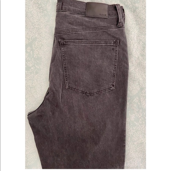 Madewell 9" Mid-Rise Roadtripper Jeans - Picture 7 of 9